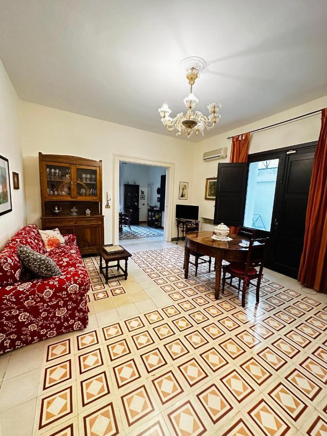 Elegante Appartamento Nel Cuore Del Barocco Lecce Dış mekan fotoğraf