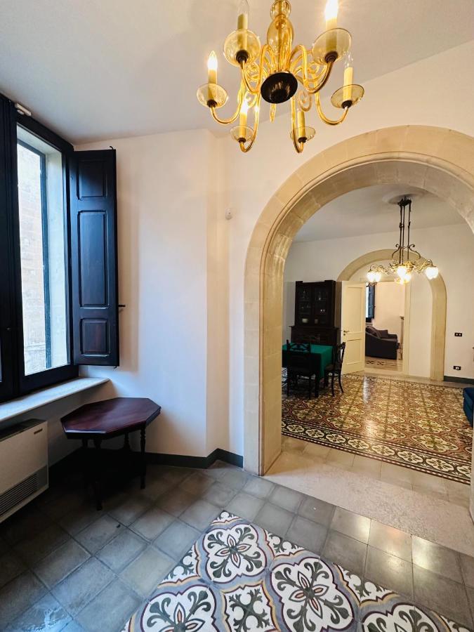 Elegante Appartamento Nel Cuore Del Barocco Lecce Dış mekan fotoğraf