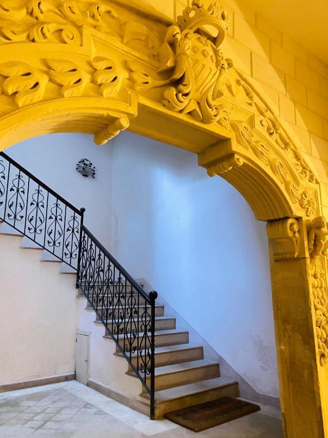Elegante Appartamento Nel Cuore Del Barocco Lecce Dış mekan fotoğraf