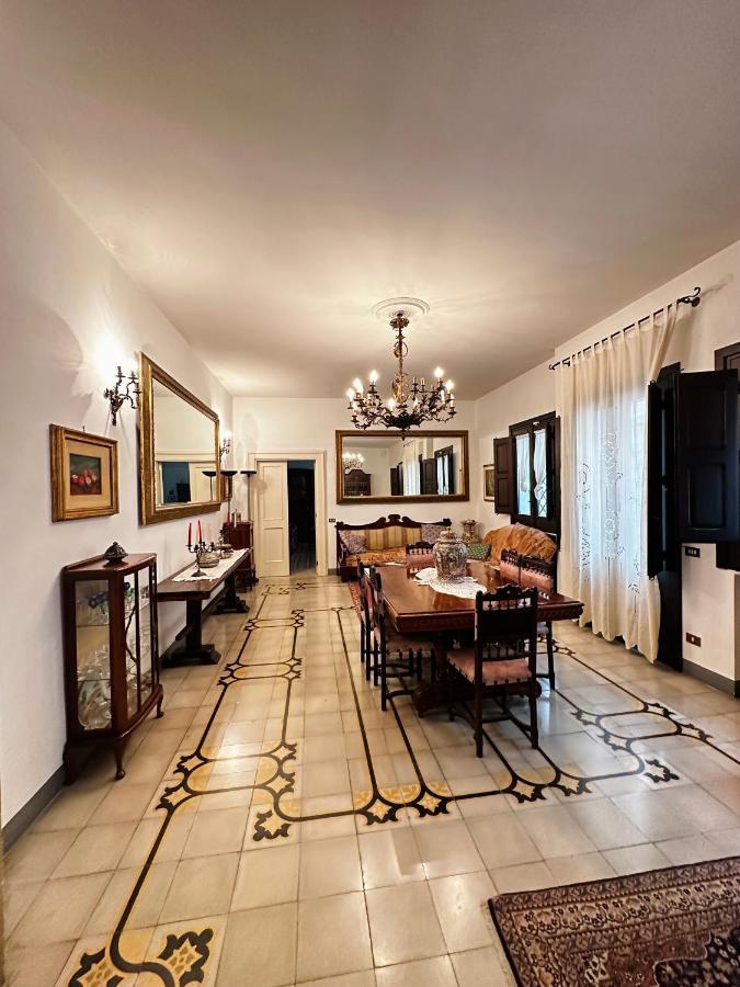 Elegante Appartamento Nel Cuore Del Barocco Lecce Dış mekan fotoğraf