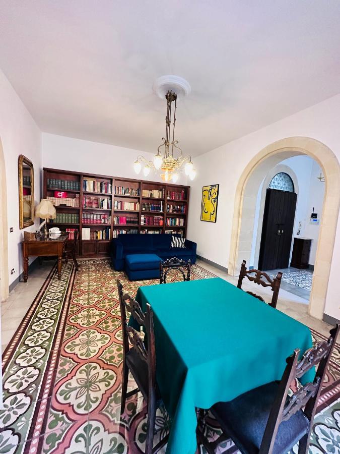 Elegante Appartamento Nel Cuore Del Barocco Lecce Dış mekan fotoğraf